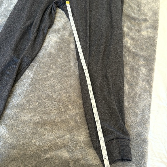 Public Rec - Men’s  Gameday jogger 28” heathered charcoal - Picture 2 of 7